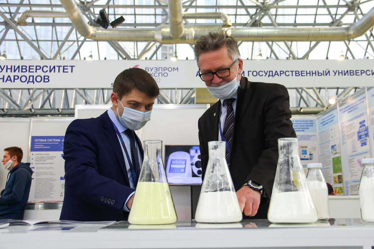 NCFU Rector Attends National Exhibition