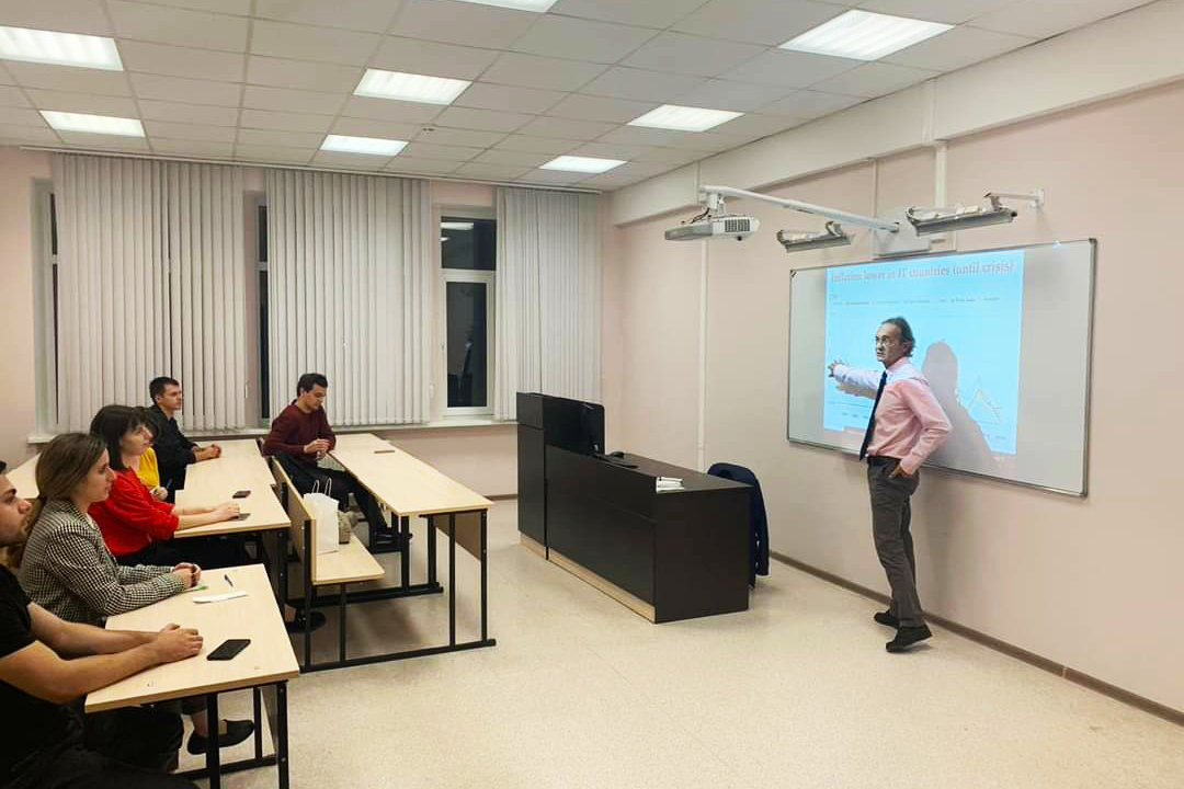 skfu-razvivaet-sotrudnichestvo-s-universitetom-la-sapienca-ncfu.ru-02