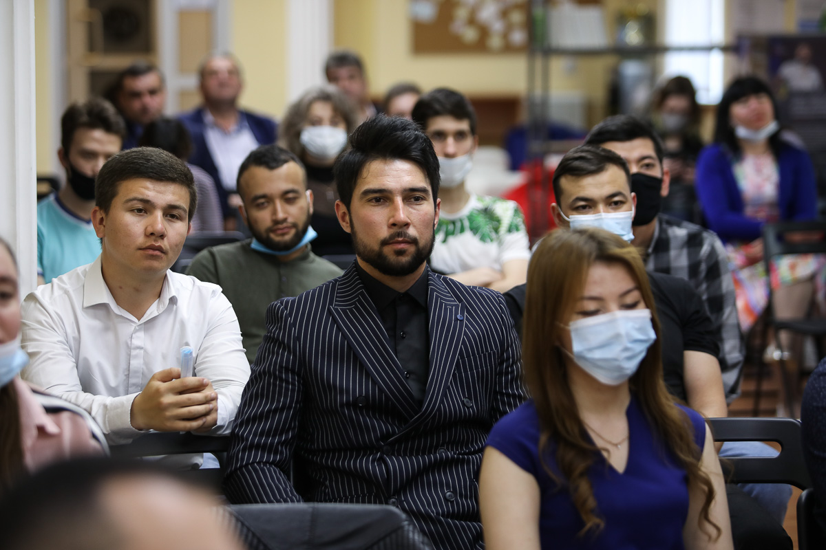 v-skfu-sostoyalas-vstrecha-s-predstavitelyami-respubliki-uzbekistan-ncfu-ru-02