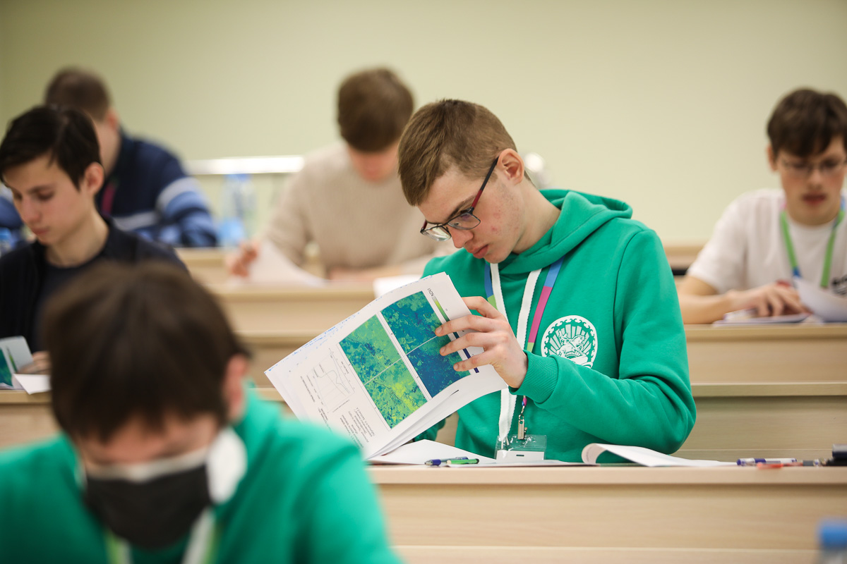 young-geographers-from-all-russia-come-to-ncfu-ncfu-ru-02