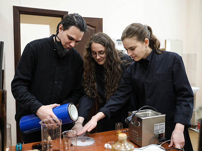 Faculty of Physics and Technology
