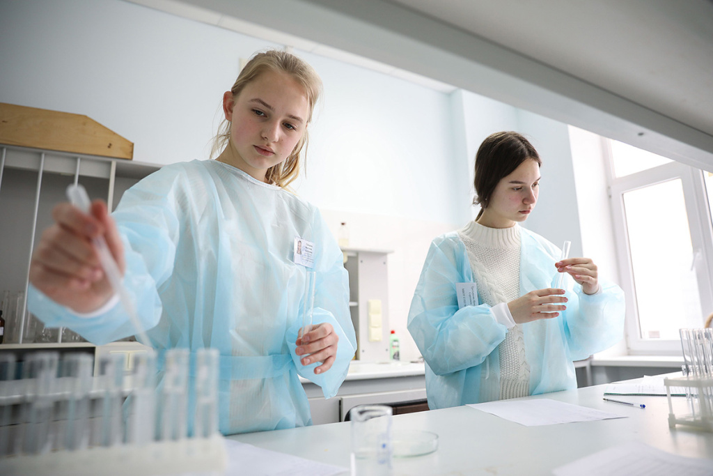 v-skfu-budut-gotovit-magistrov-medbiofiziki-ncfu-ru-02.jpg